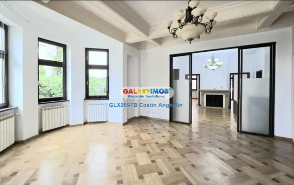Casă 5 camere București - poza 1
