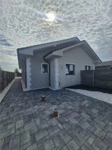 Casă 3 camere Moșnița Nouă - poza 3