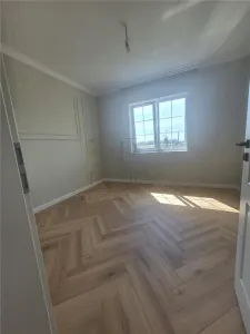 Casă 4 camere Moșnița Nouă - poza 17