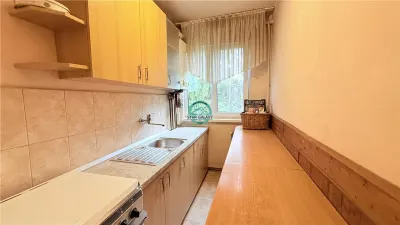 Vand apartament cu 2 camere in Cartierul Dambu - Targu Mures