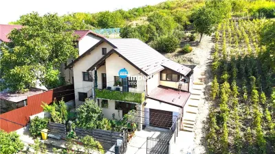 Vila mobilata Uricani Miroslava, Teren 550 mp, 5 min Mall Moldova - Uricani