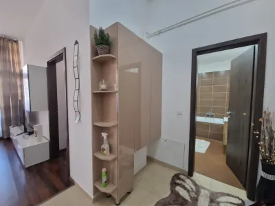 Etaj 1 in bloc nou linga spitalul Judetean - Timisoara
