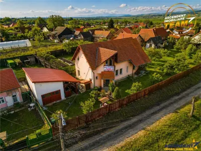 Casa cu peste 900mp teren si garaj, Chilieni, Sfantu Gheorghe, - Sfantu Gheorghe