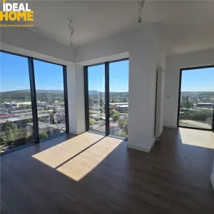 Silk, 3 camere duplex . Bloc nou - Iasi