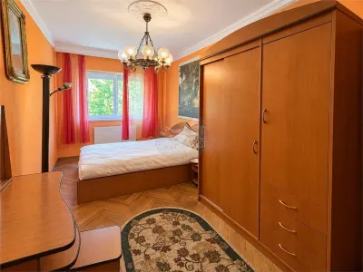 Apartament etajul 1 cu 4 camere si 2 bai in Vasile Aaron - Sibiu