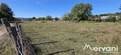 Teren intravilan 3750 mp de vanzare in Campina - Campina