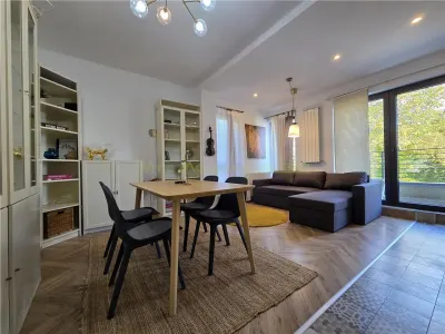 Apartament 3 camere zona Dupa Iniste - Brasov