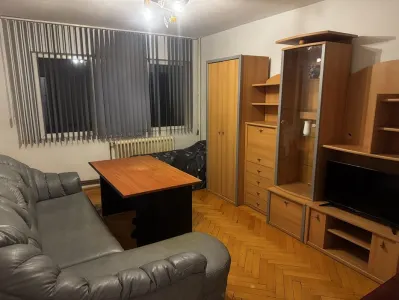 Apartament 2 camere decomandat, ultracentral, lângă Palas și Moldova Center - Iasi