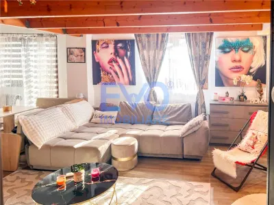 Apartament 2 camere de vanzare, loc de parcare, Valea Adanca - Iasi