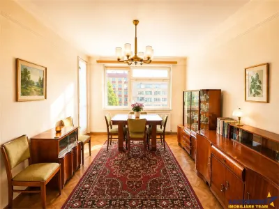 Rezidenta insorita,80 mp, living + 2 dormitoare, balcon, terasa,Centru Civic.-.Garii - Brasov