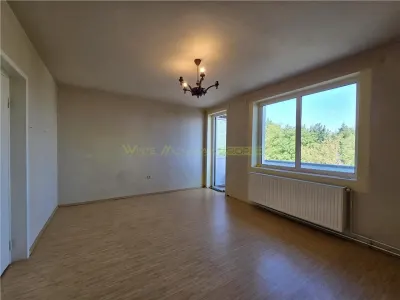 Garsoniera de renovat zona Roata Norocului - Brasov