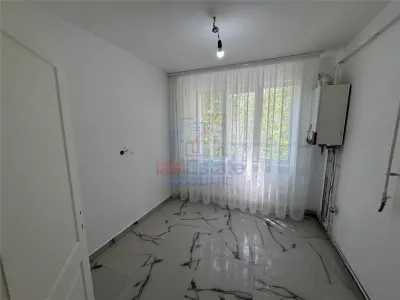 Apartament 3 camere in cartier Alexandru cel Bun - Iasi