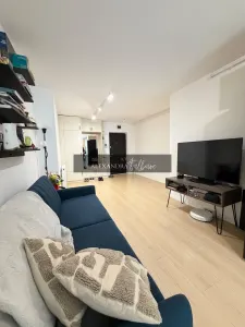 Apartament 2 camere, terasa, etaj intermediar, boxa, parcare - Cluj-Napoca