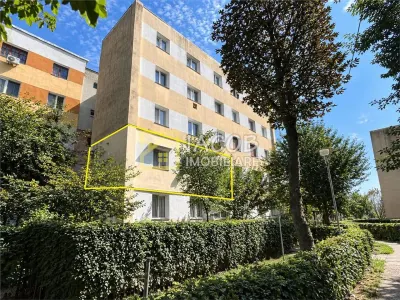 Oras Buhusi, 3 camere, etaj 1, str. Tineretului, jud. Bacau - Buhusi