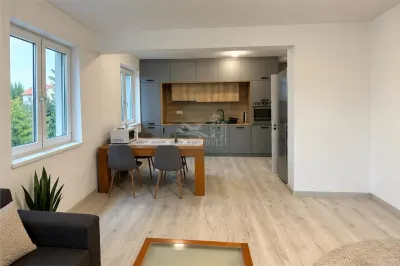 Apartament modern 2 camere curte si 3 parcari Selimbar - Selimbar