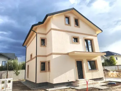 Vanzare - Casa individuala  - Vila P+1+M -   Prelungirea Ghencea -  Margelelor - teren 370 mp -  STB - 310000E tva inclus  -    Comision 0 ! - Bucuresti