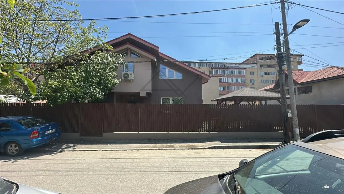 Casă 6 camere București - poza 1