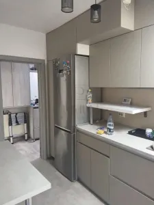 DAMBOVITA - AP. 1 CAMERA - renovat + 1 LOC PARCARE - Timisoara