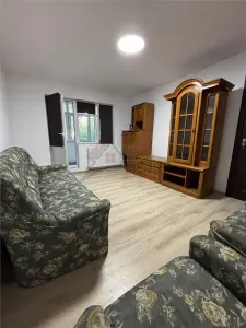 Podu Ros - Aleea Rozelor - 2 camere decomandat cu geam la baie, liber - Iasi