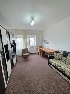 Bv Independentei -  Apartament 2 Camere Decomandat 58mp - Iasi