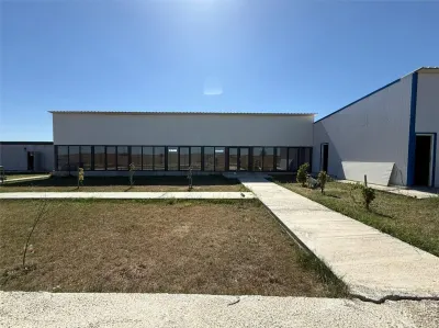 Afacere la cheie cu teren intravilan 8500mp - Craiova