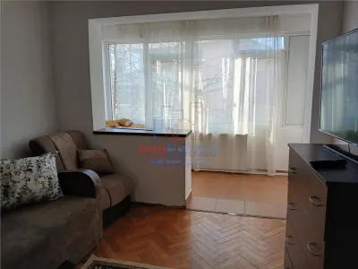 Apartament 2 camere decomandat, 55 mp, Podu Ros - etaj 3, centrala proprie - Iasi