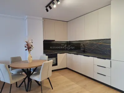 Apartament 2 camere I Ansamblul Eroilor I Floresti - Floresti