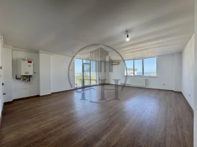 Apartament 3 camere de vânzare Mamaia Nord, Constanța - Navodari