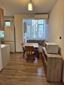 Inchiriez apartament cu 4 camere zona Facultati de litere 550 euro/luna - Baia Mare