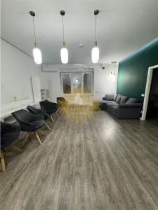 Apartament 3 camere - zona centrala - Take Ionescu | 3 camere | 2 bai | etaj 1 | curte generoasa | - Timisoara