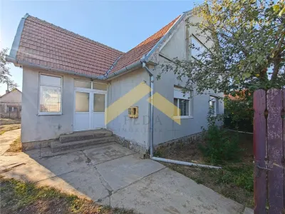 Casa la sol de vanzare in Bodrogu Nou - Bodrogu Nou