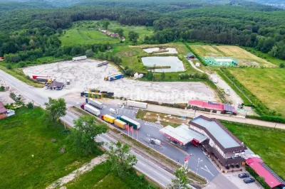AFACERE FUNCTIONALA - MOTEL, PARCARE TIRURI, CAMPING cu piscina si lacuri - Lintesti