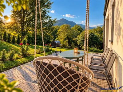 Casa moderna cu 1.716mp teren spectaculos: liniste, natura, priveliste montana, Zarnesti - Tohanita - Brasov