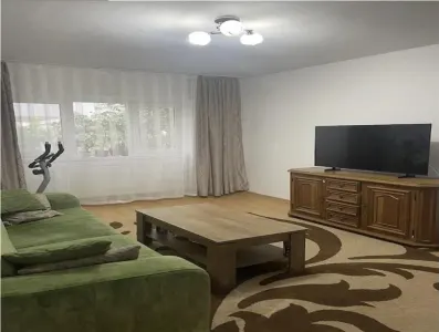 Decomandat cu 2 bai si 2 balcoane, model mare - Timisoara