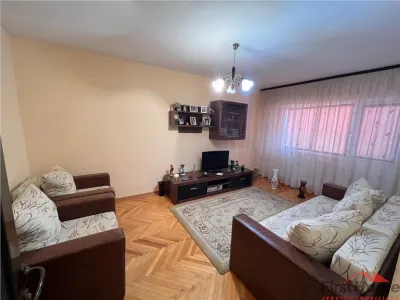Apartament 3 camere, ultracentral, etaj 9, renovat ,mobilata si utilat - Focsani