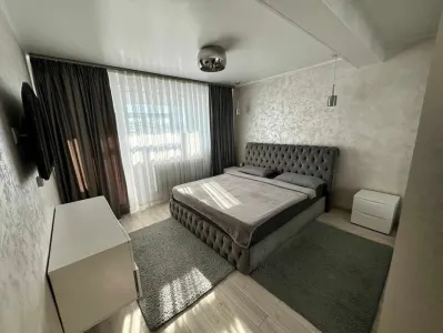 Apartament 3 camera decomandat de vanzare - Iasi