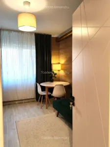 Garsoniera ,de vanzare - Brasov