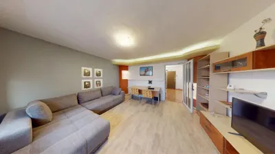 Apartament 3 camere, 2 bai, 2 balcoane, etajul 1 zona Astra- Carpatilor - Brasov