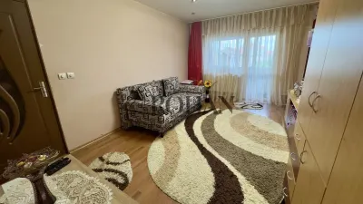 Apartament 3 camere, loc de parcare, Zona Mercur, Str. Vânătorilor - Alba Iulia
