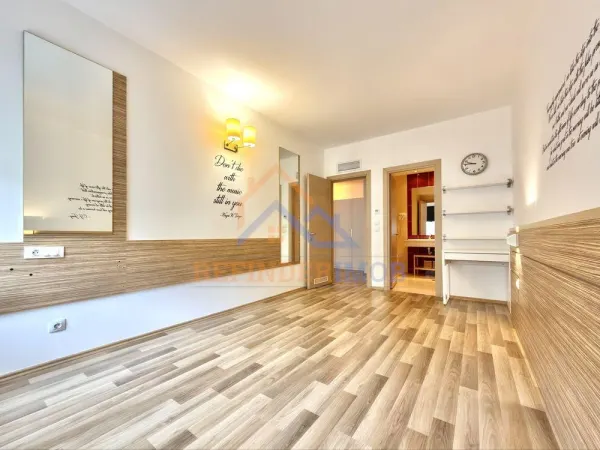 Apartament 3 camere București - poza 1