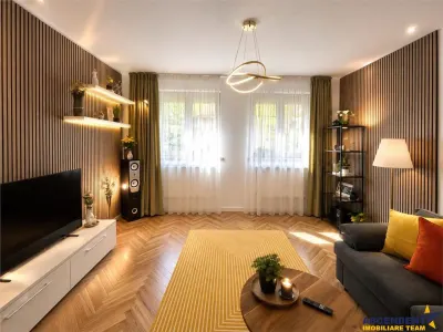 Pet friendly! Refugiu urban, regim vila, 2 camere, 65 mp+ 20mp gradina privata, regim vila, Dealul Cetatii, Brasov - Brasov