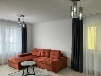 Inchiriez Apartament 2 camere Top City Brasov - Brasov