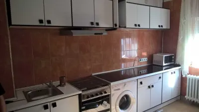 Proprietar dau in chirie ap. 3 camere decomandat - Timisoara