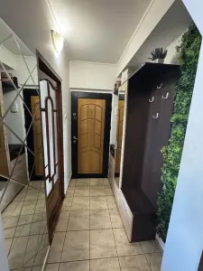Persoana fizica, vand apartament 2 camere semidecomandat - Iasi