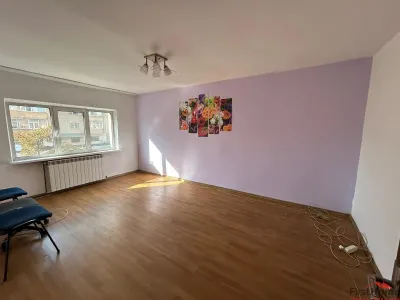 Apartament cu 2 camere de vanzare zona Piata Moldovei - Focsani