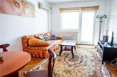 Royal Imobiliare - Vanzare apartament 3 camere zona Ultracentral - Ploiesti