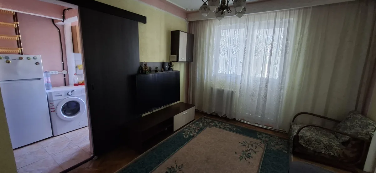 Inchiriez apartament 3camere SD rond 28 Alexandru cel Bun - Iasi