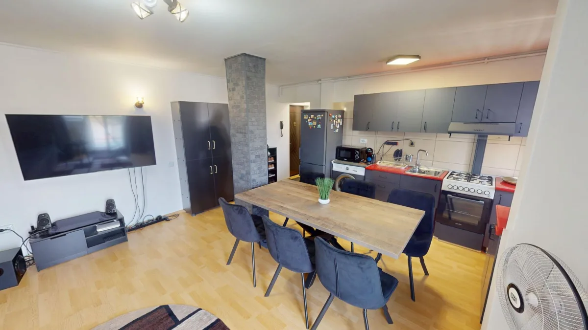 Apartament cu 2 camere - 41 mp utili + balcon, recent renovat - Sibiu