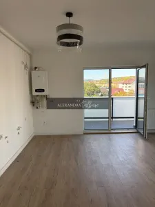 Apartament spatios | 102 mp | 3 dormitoare | parcare | C. Baciului - Cluj-Napoca