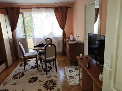 Se vinde apartament cu 2 camere str. Violetelor tg -mures - Targu Mures